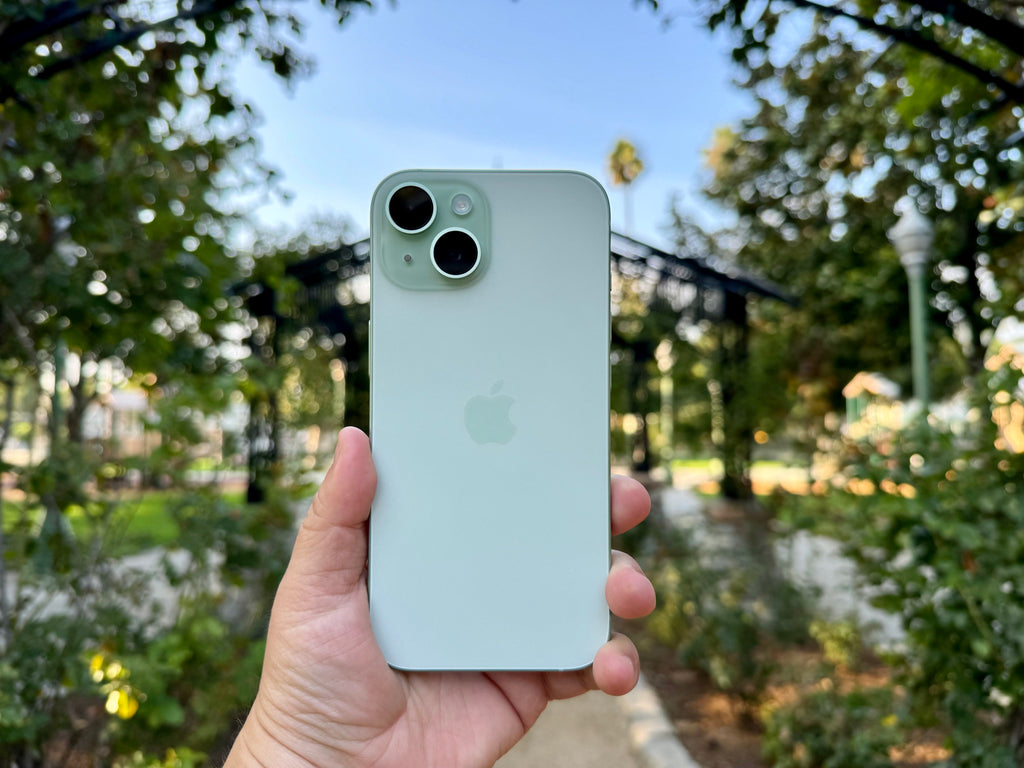 Apple iPhone 15 Plus 128GB - Factory Unlocked (Any Carrier)