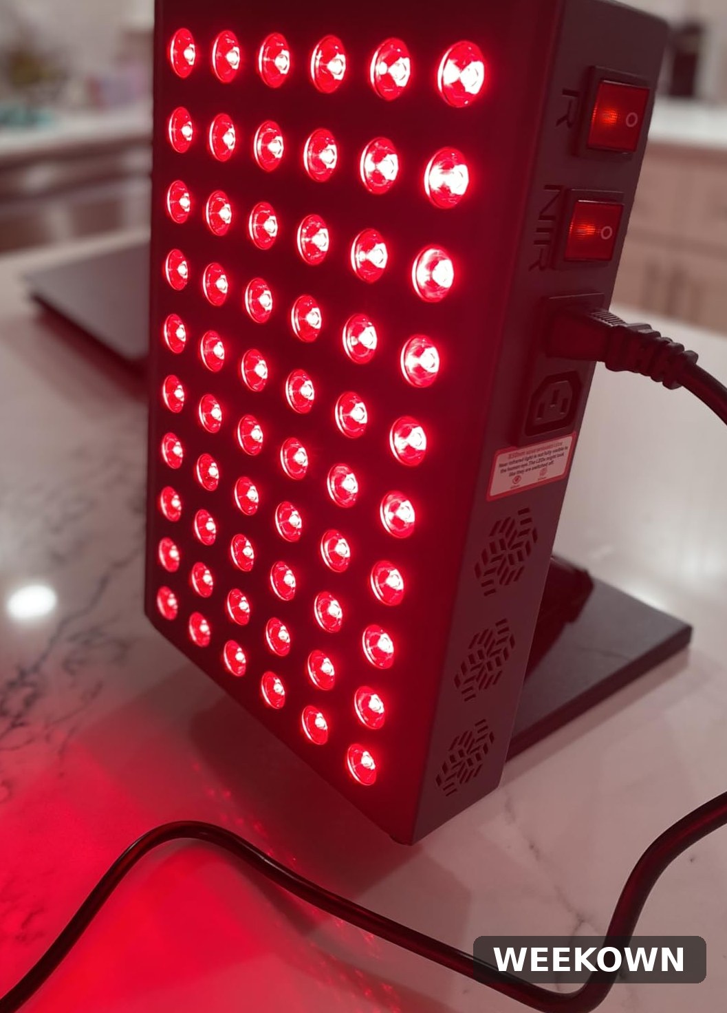 Hooga PRO300 Red Light Therapy Panel - Dual-Chip LEDs, 660nm + 850nm, Timer & Stand - New